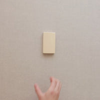 Double Sided Rollable Styling Surface / Linen (Flax) x Velvet (Greyish Pink)