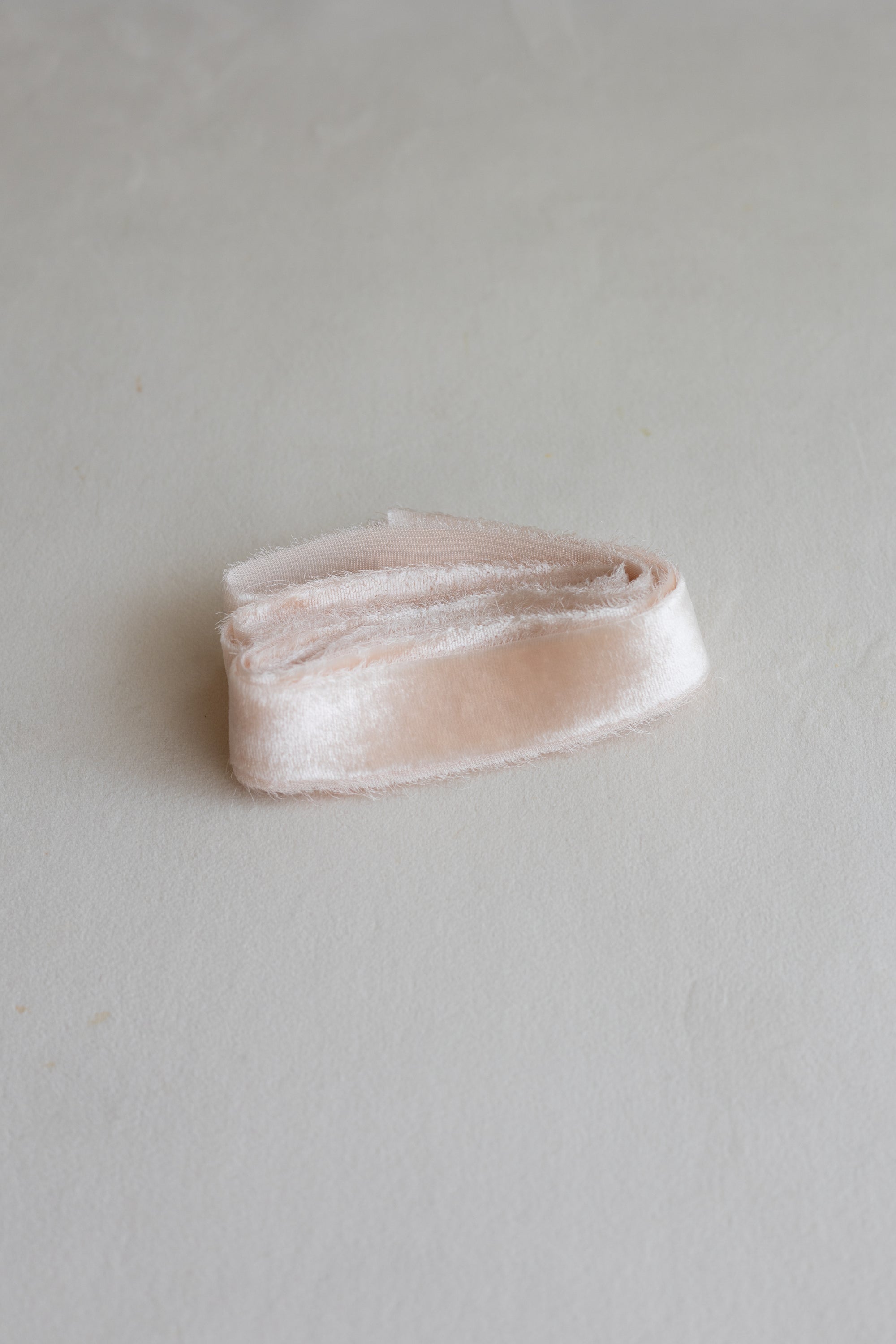 Velvet Silk Ribbon：Powder Rose