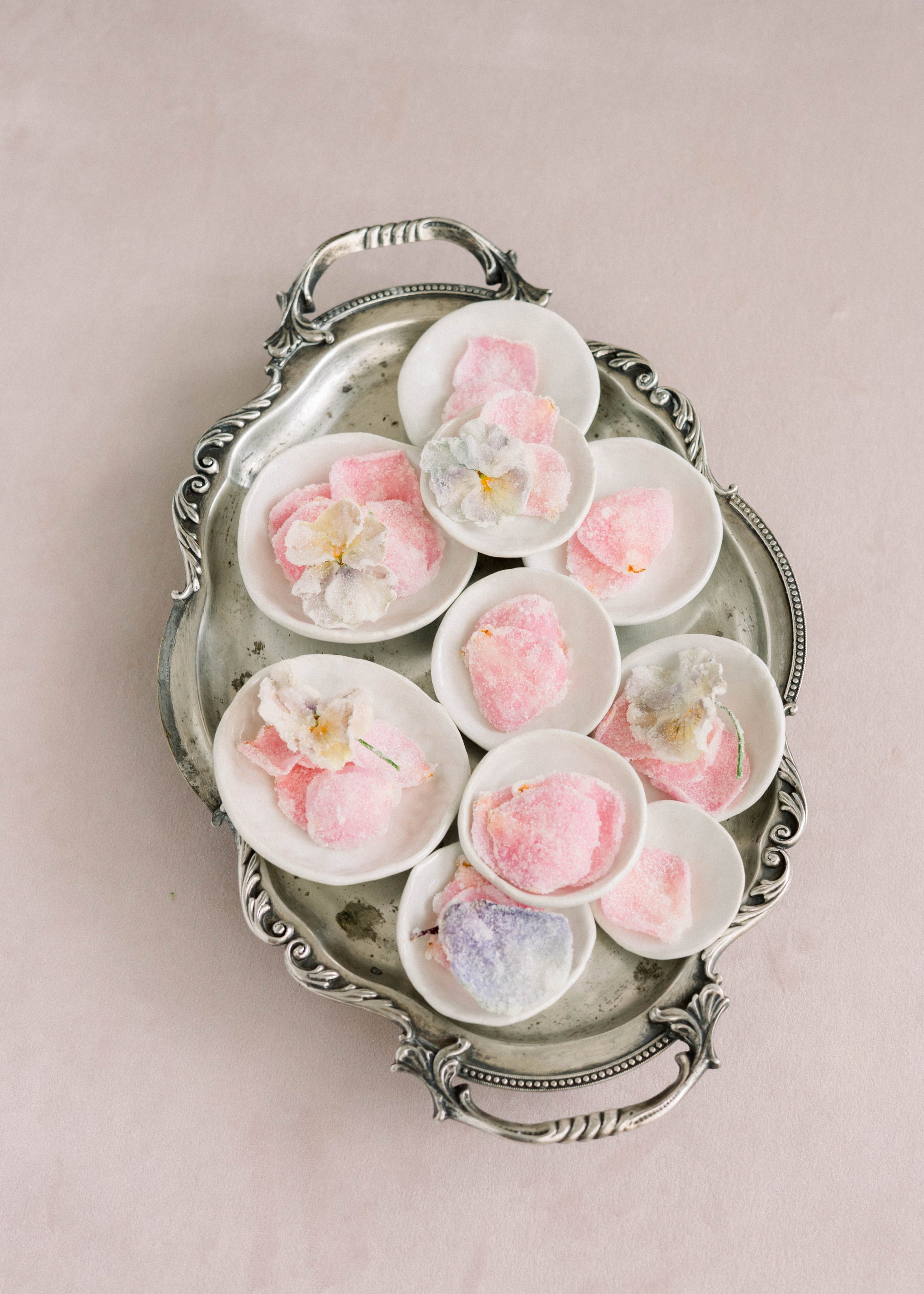 Julia Moli Petite Flatlay Plate Set