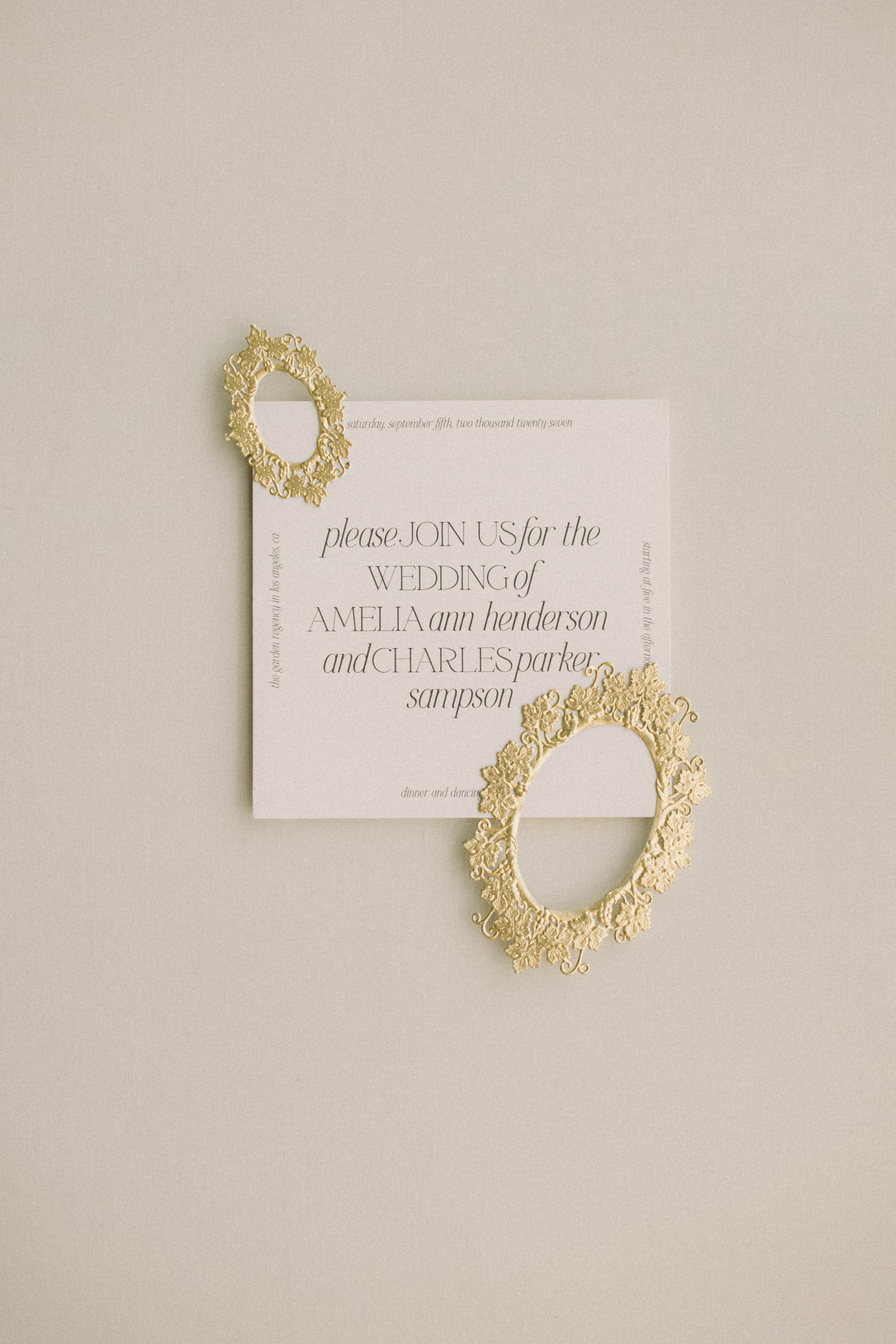 Oval Grapevine Frames