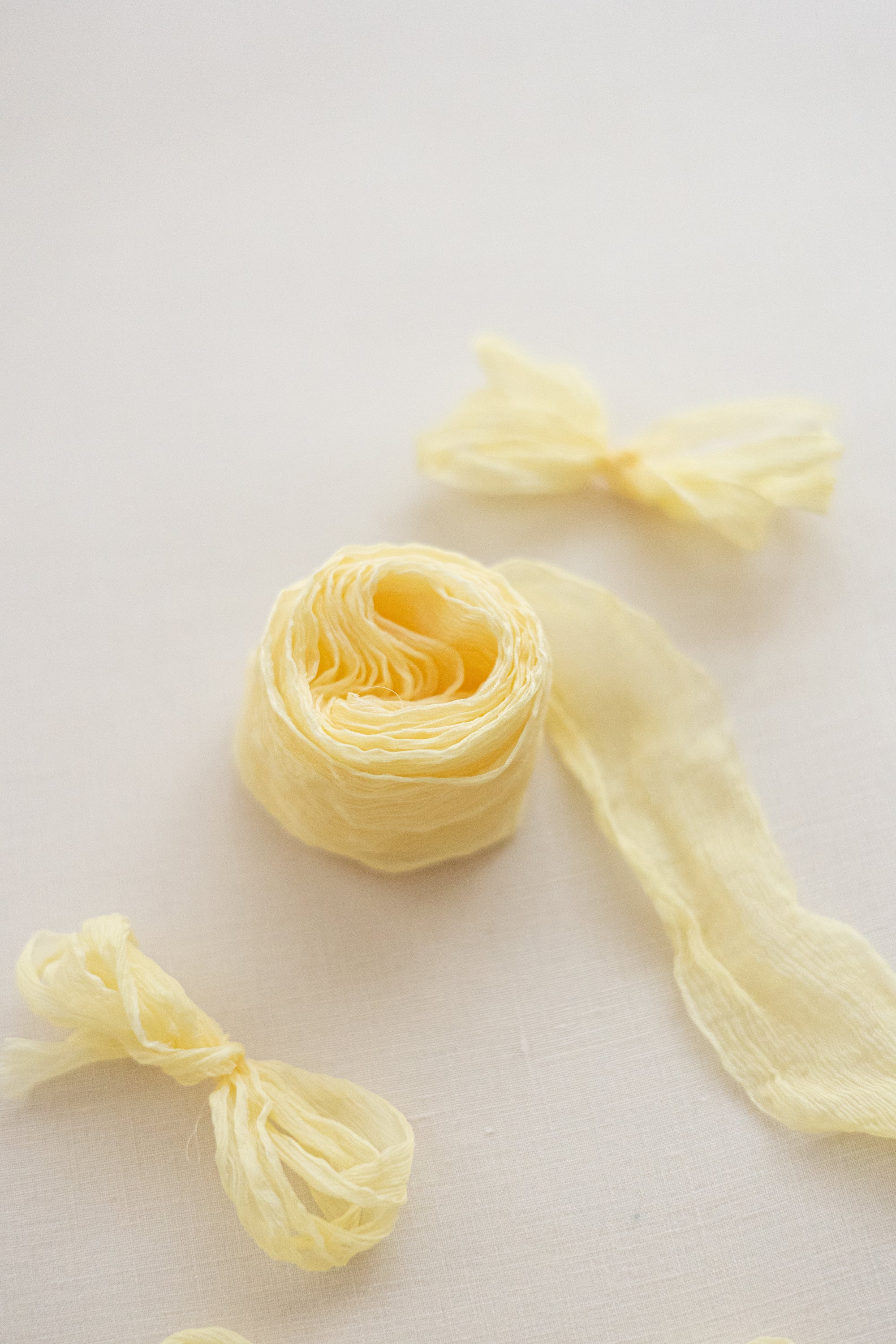 Crinkle Silk Ribbon：Canary Yellow