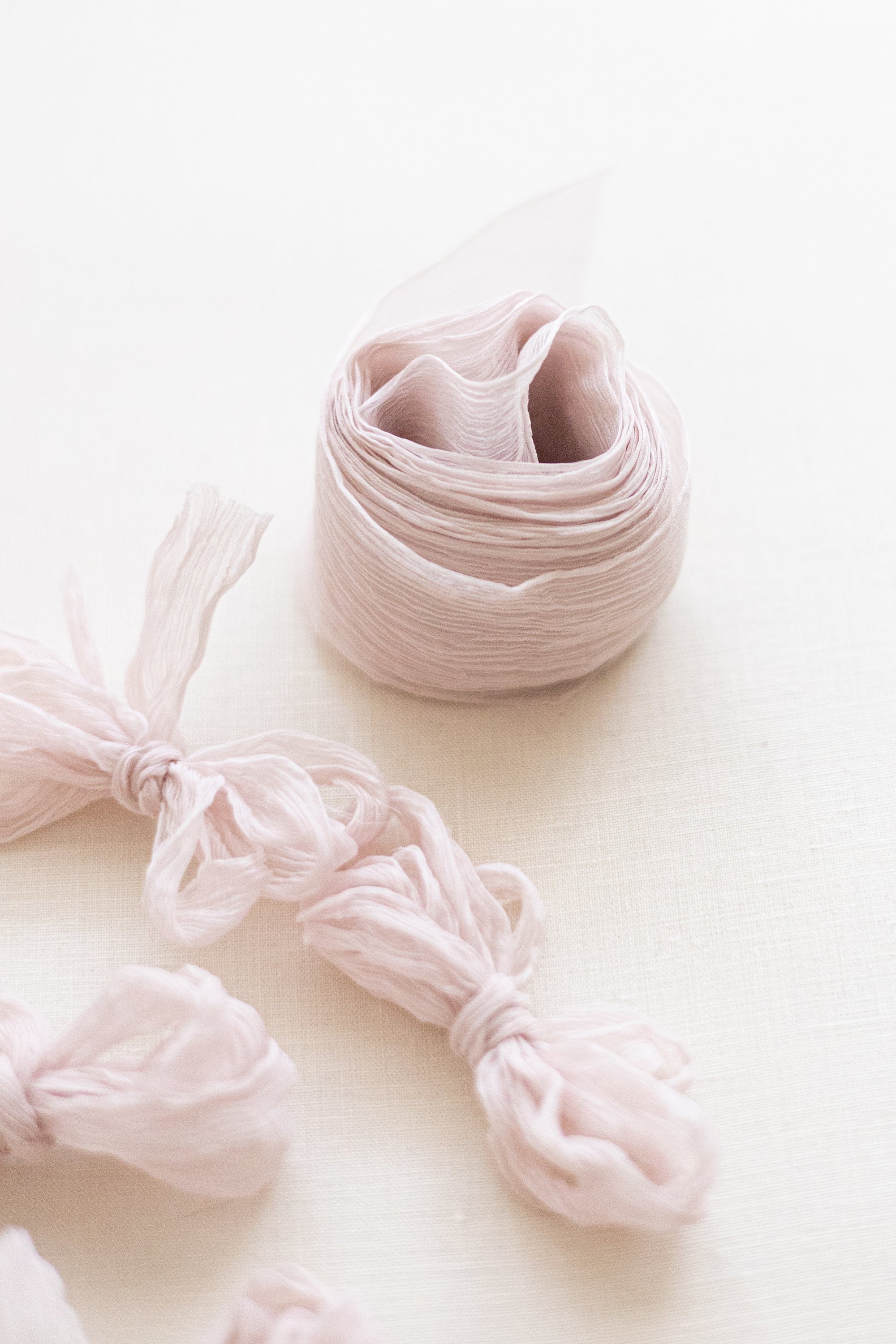 Crinkle Silk Ribbon：Dusty Pink